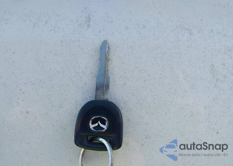 2011 Mazda Mazda3 I Sport из США, поврежденный, VIN JM1BL1UF6B1482703